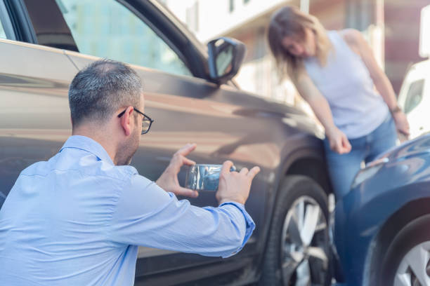 Professional Car Insurance Near Me technician working in Avalon, PA